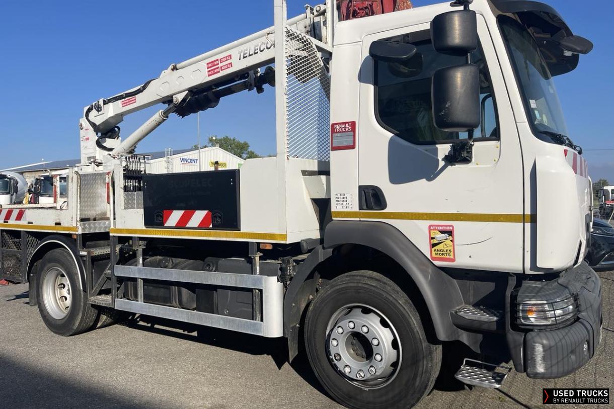 Renault Trucks D
                                            240