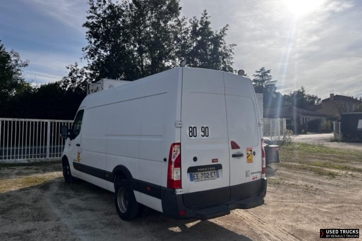Renault Trucks Master 165