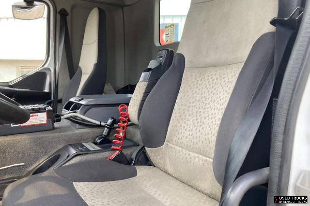 Renault Trucks Premium 430