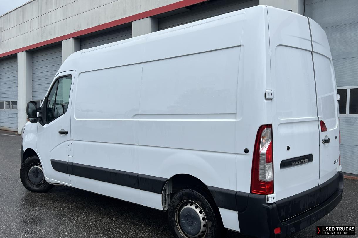Renault Master 150