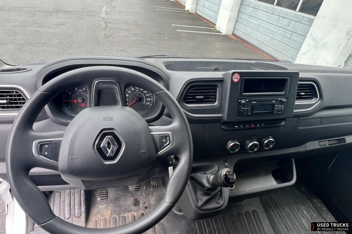 Renault Master 150