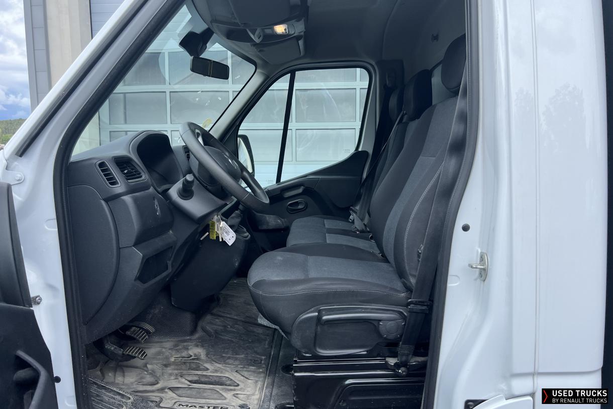 Renault Master 145