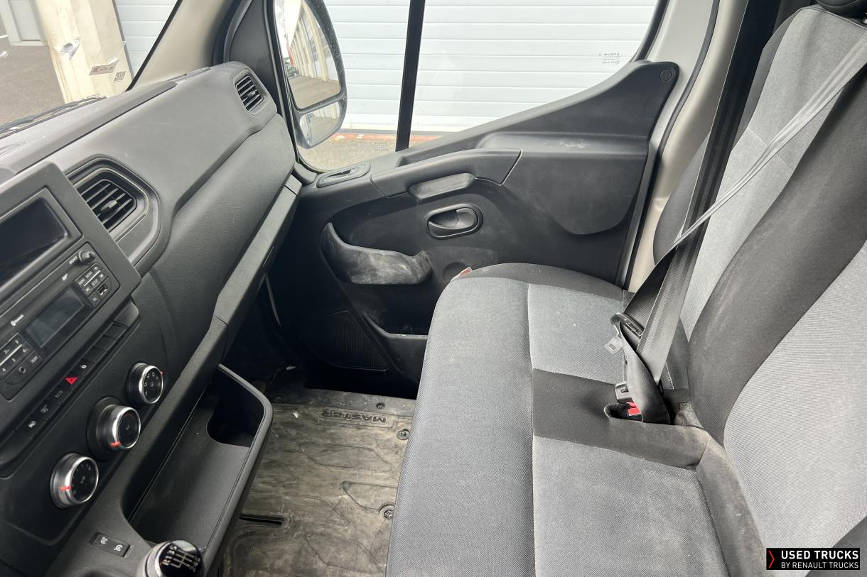 Renault Master 145