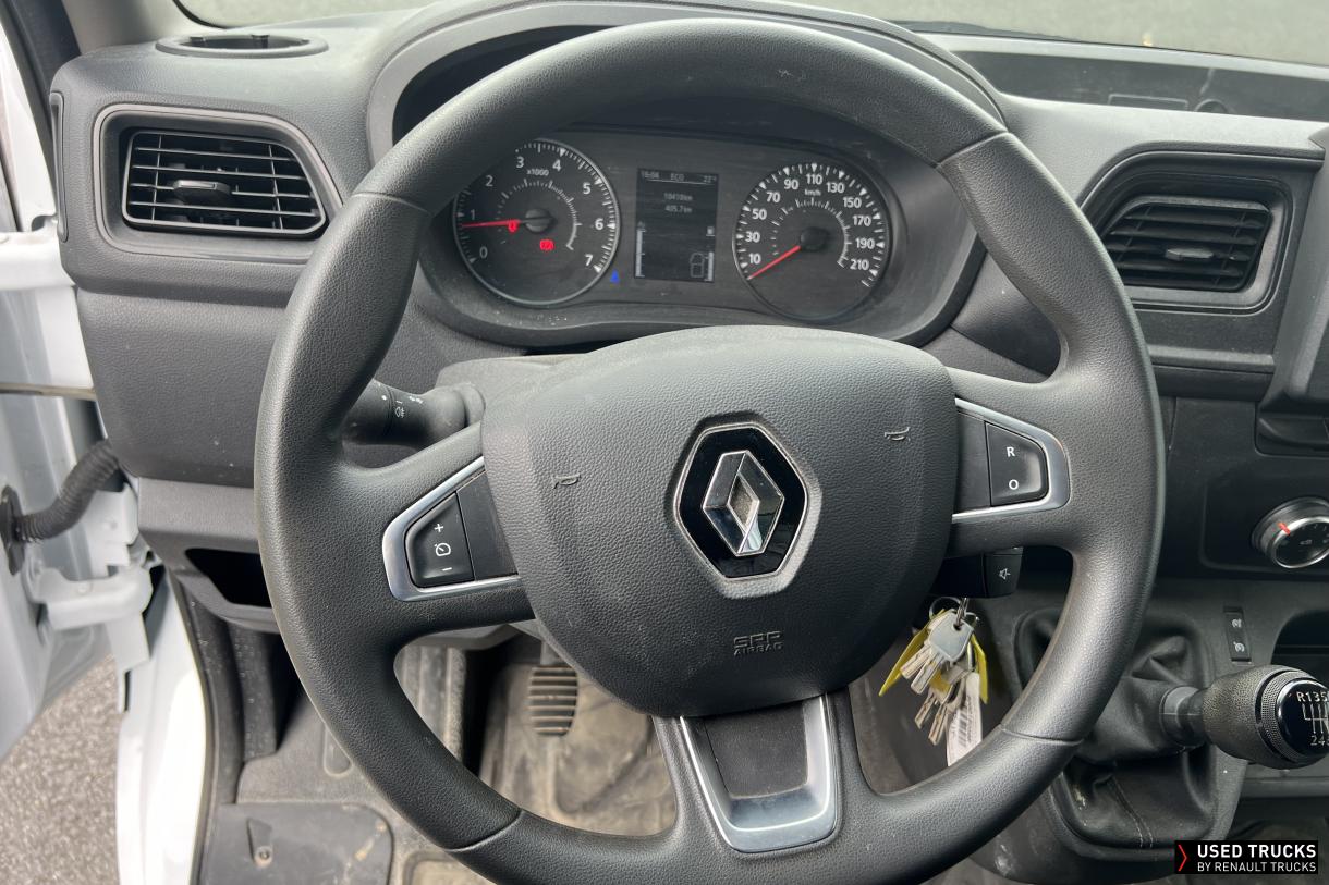 Renault Master 145