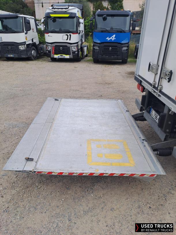 Renault Trucks D cab 2M 150