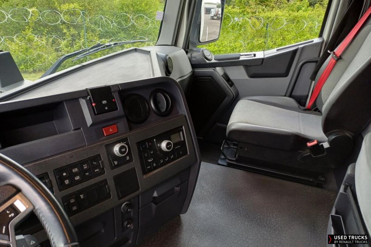 Renault Trucks T 440