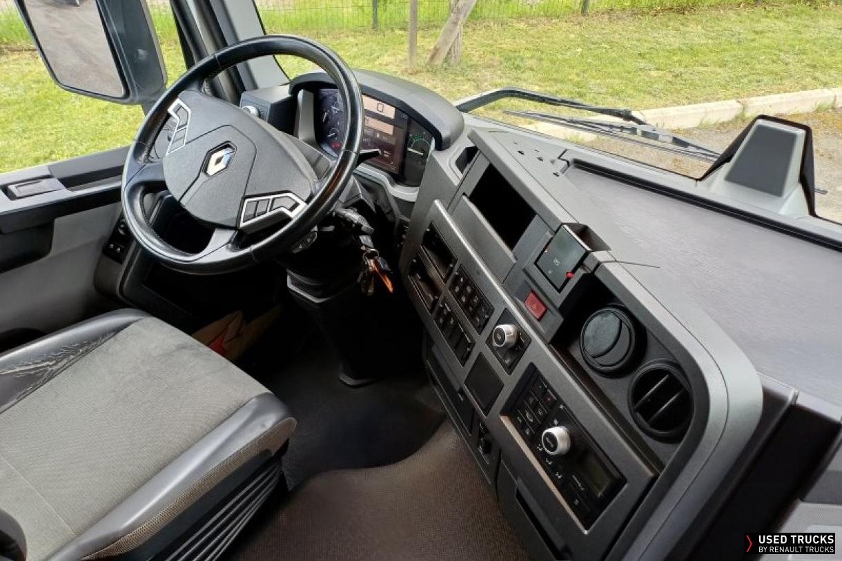 Renault Trucks T 440