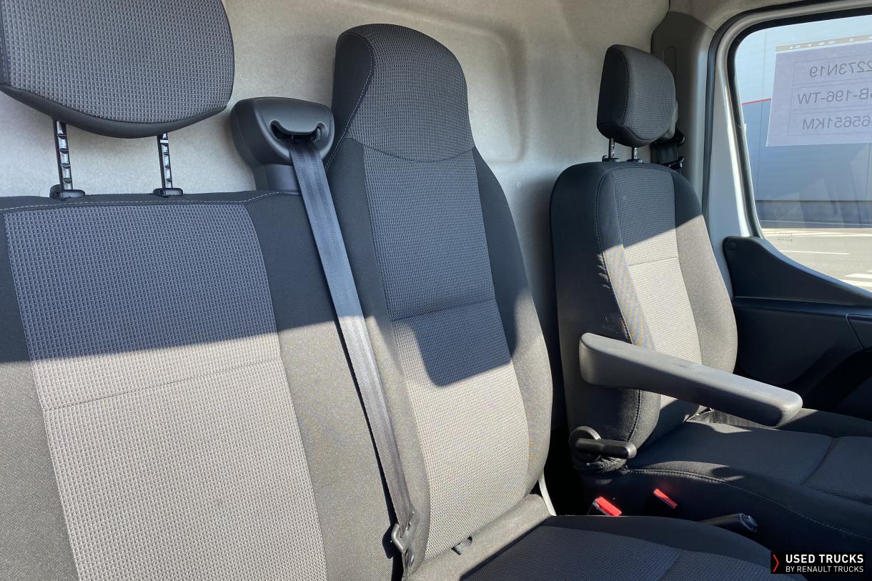 Renault Master 135