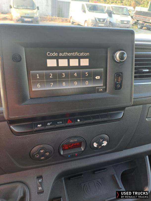 Renault Trucks Master 145