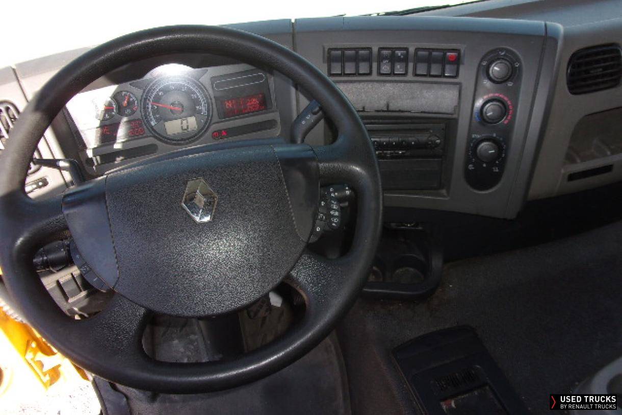 Renault Trucks Premium Distribution 270
