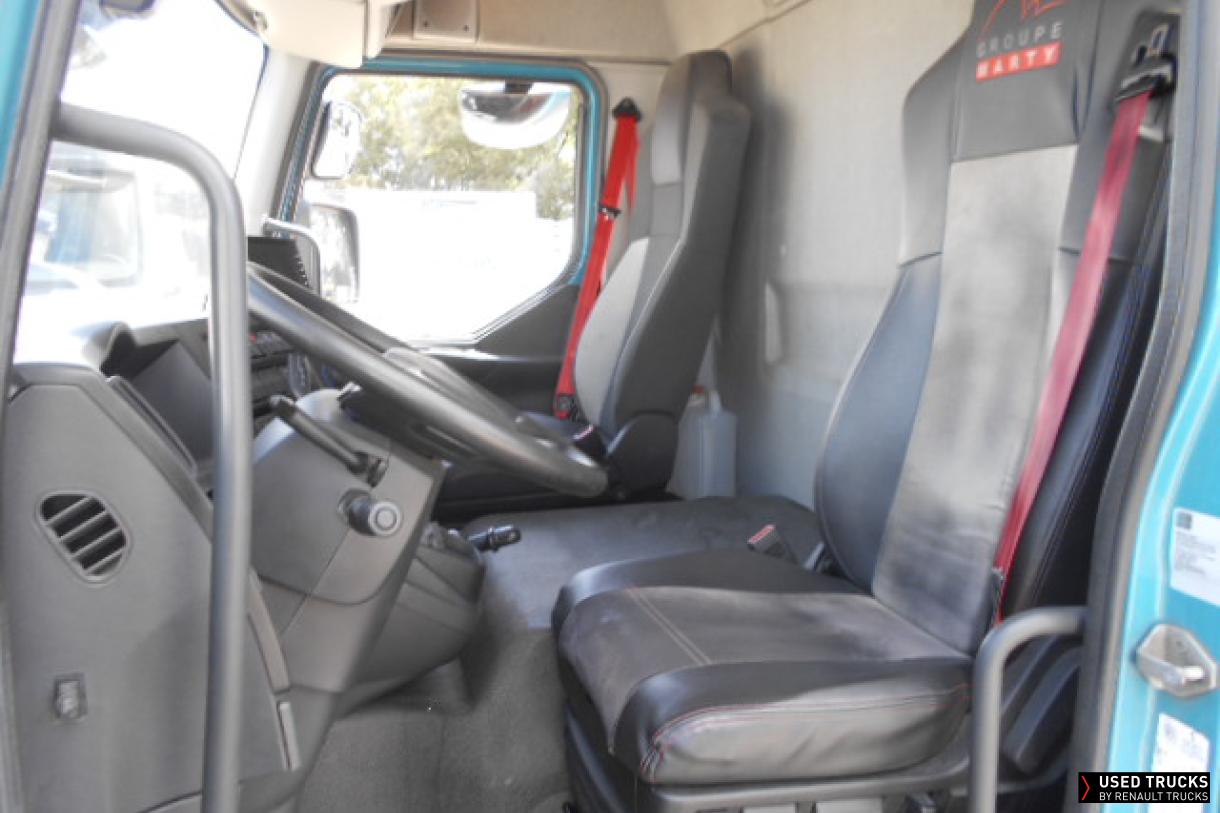 Renault Trucks D 240