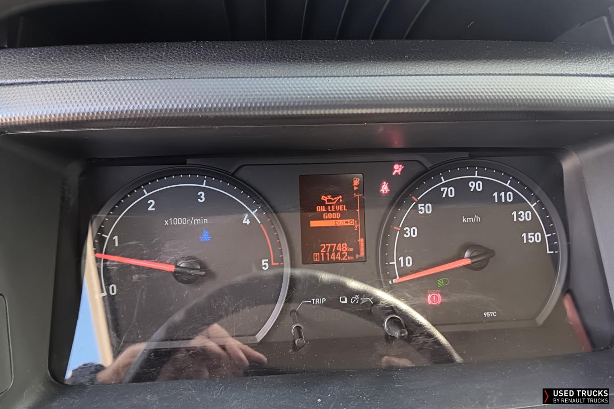 Renault Trucks Maxity 140