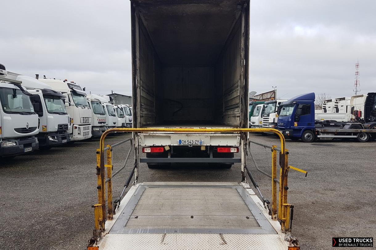 Renault Trucks Premium Distribution 380