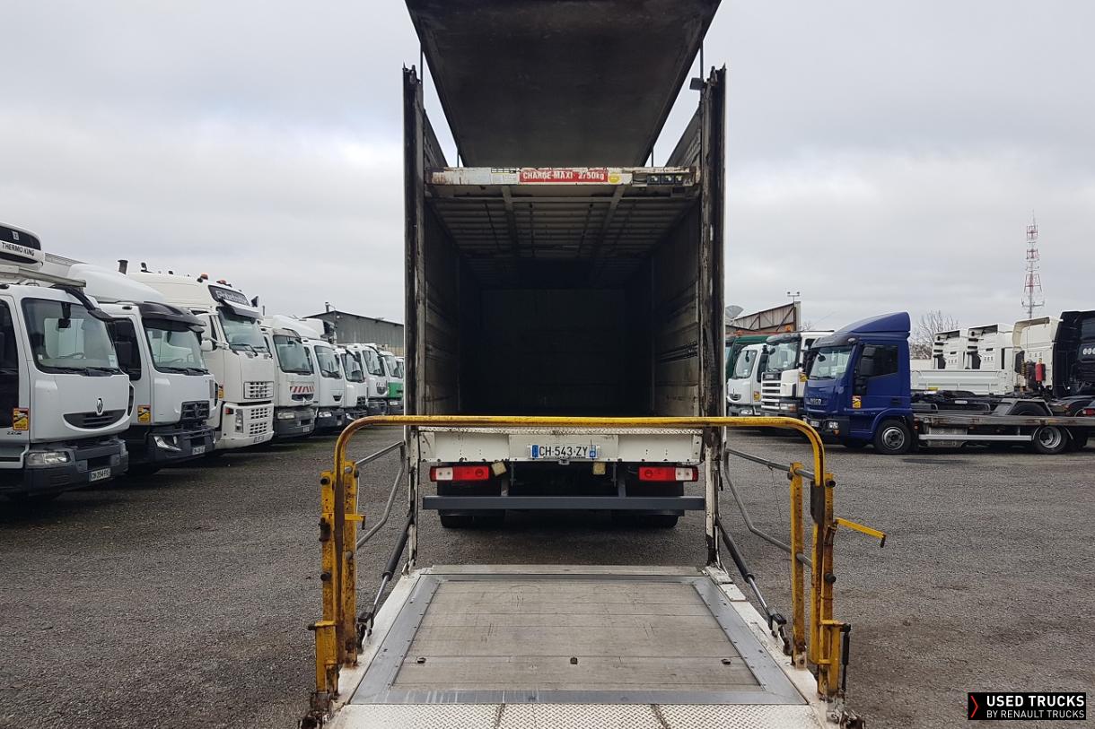 Renault Trucks Premium Distribution 380