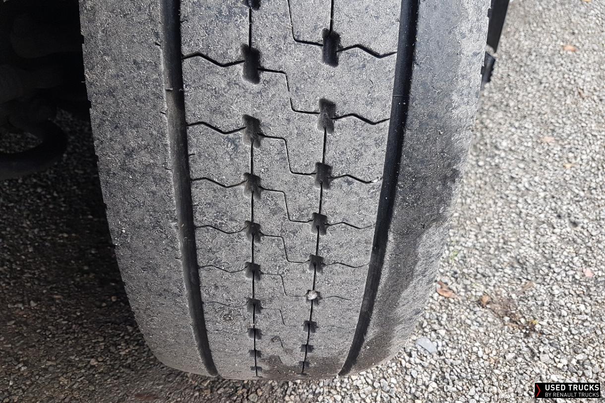 Renault Trucks Premium Distribution 380