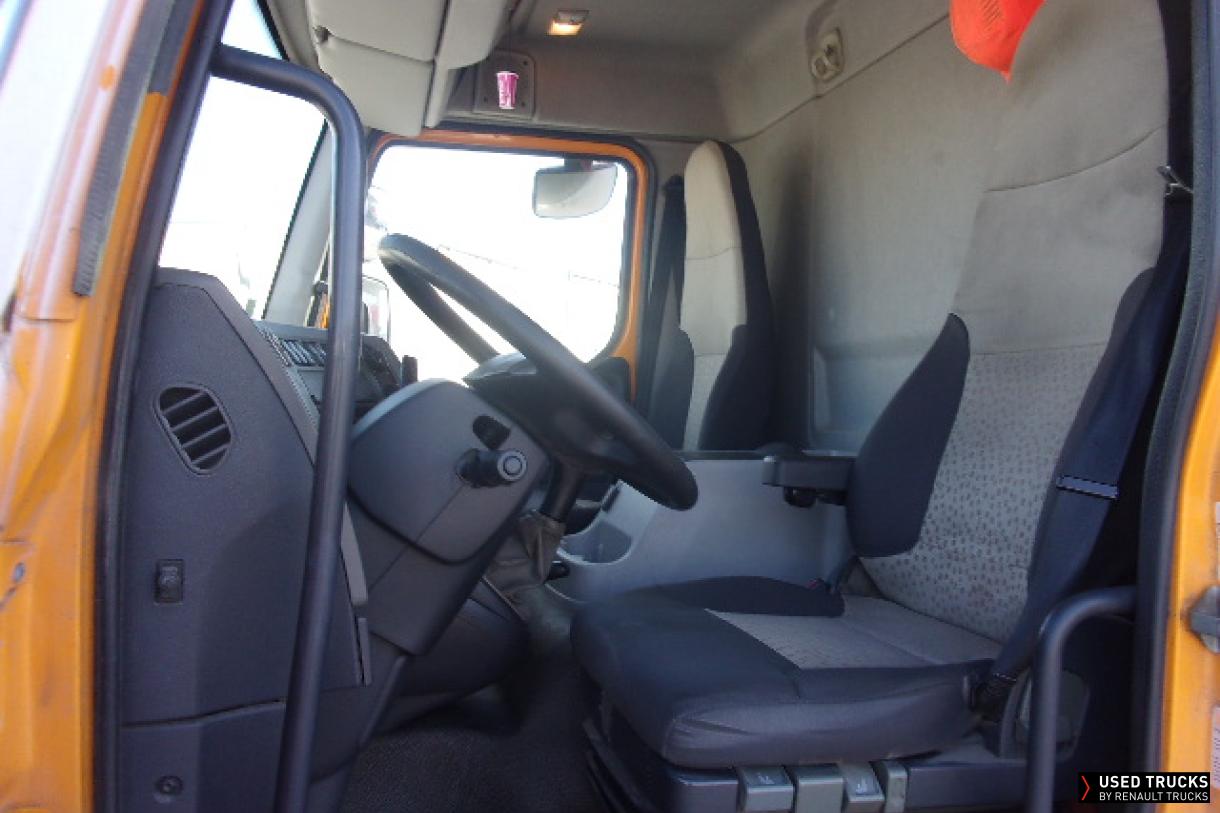 Renault Trucks Midlum 220