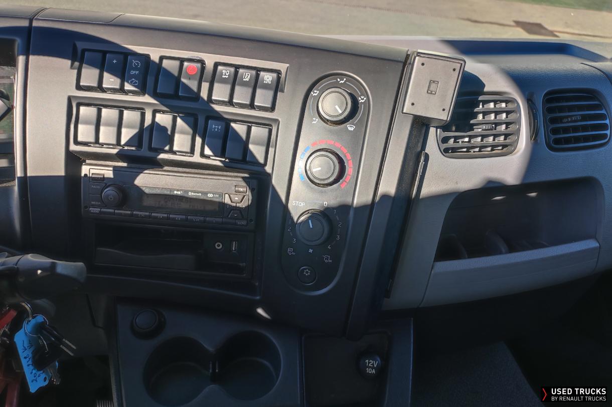 Renault Trucks D 240