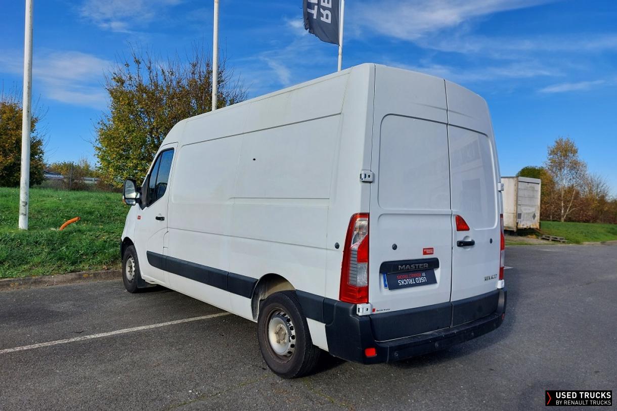 Renault Trucks Master 130