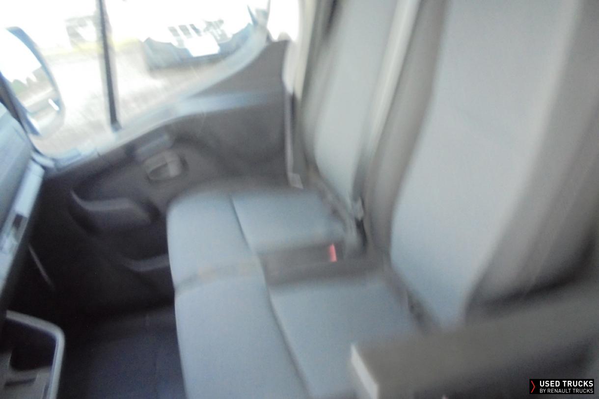 Renault Trucks Master 165