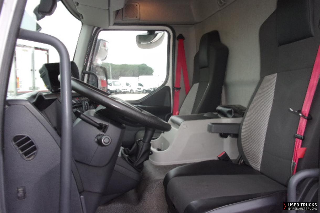 Renault Trucks D 210