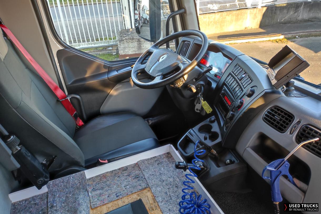Renault Trucks D 210