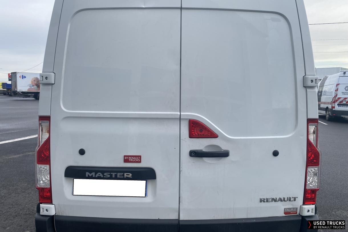 Renault Trucks Master 130