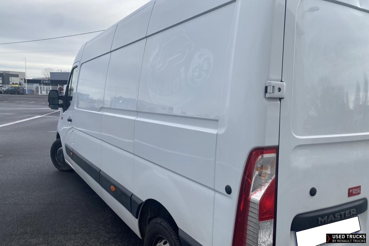 Renault Trucks Master 130
