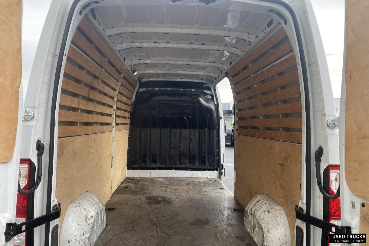 Renault Trucks Master 130