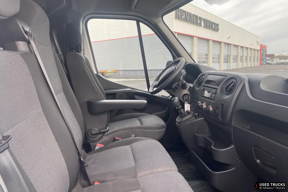 Renault Trucks Master 130