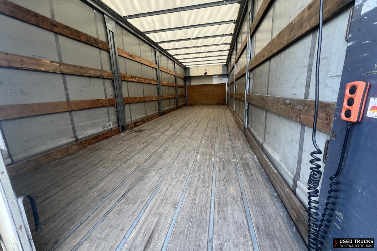 Renault Trucks Premium Route 380