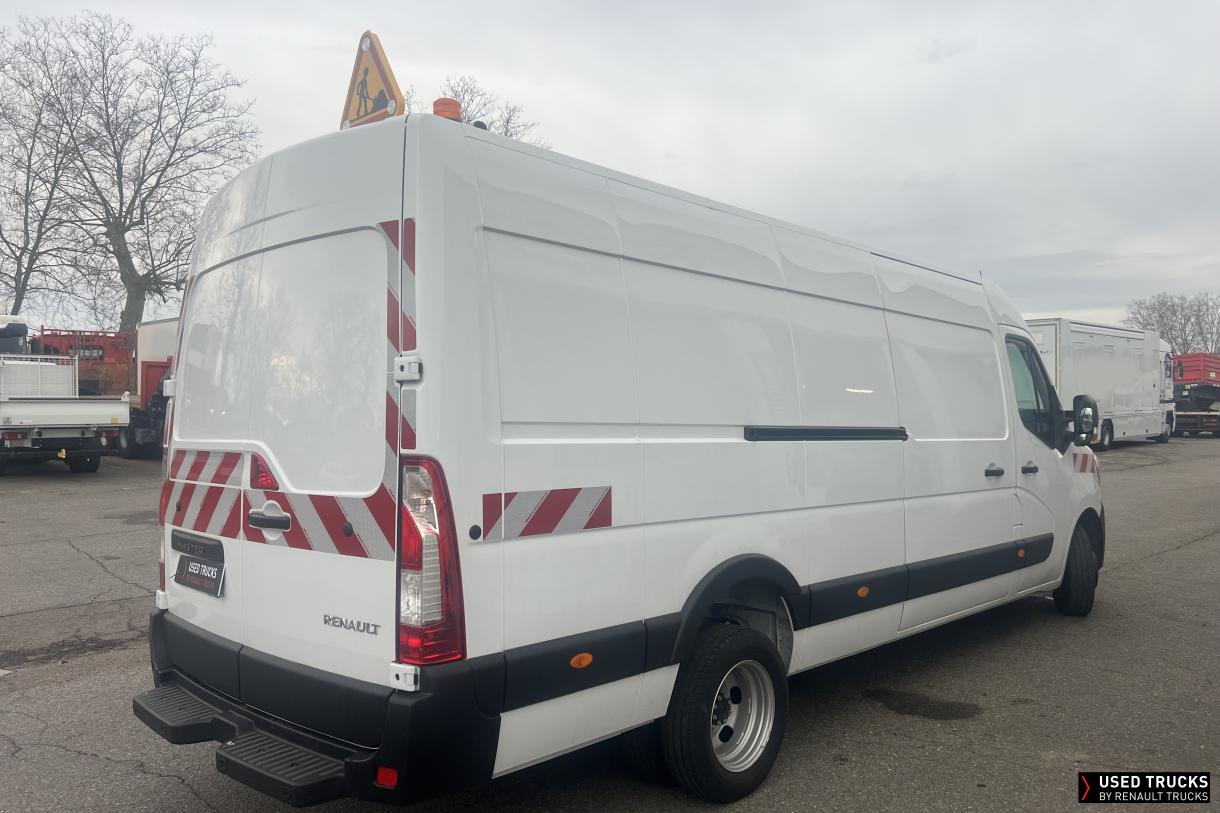 Renault Master 165