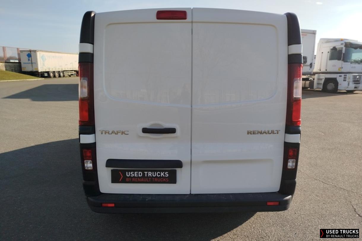Renault Trafic 145