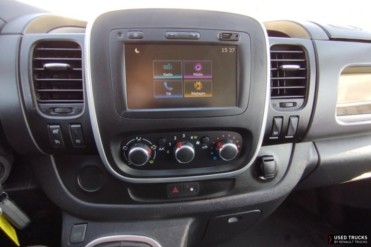 Renault Trafic 145