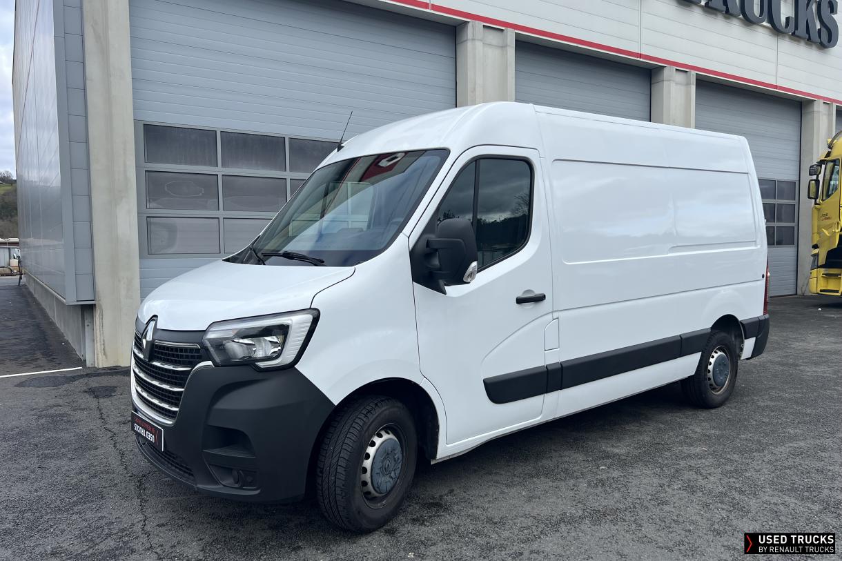 Renault Master 136