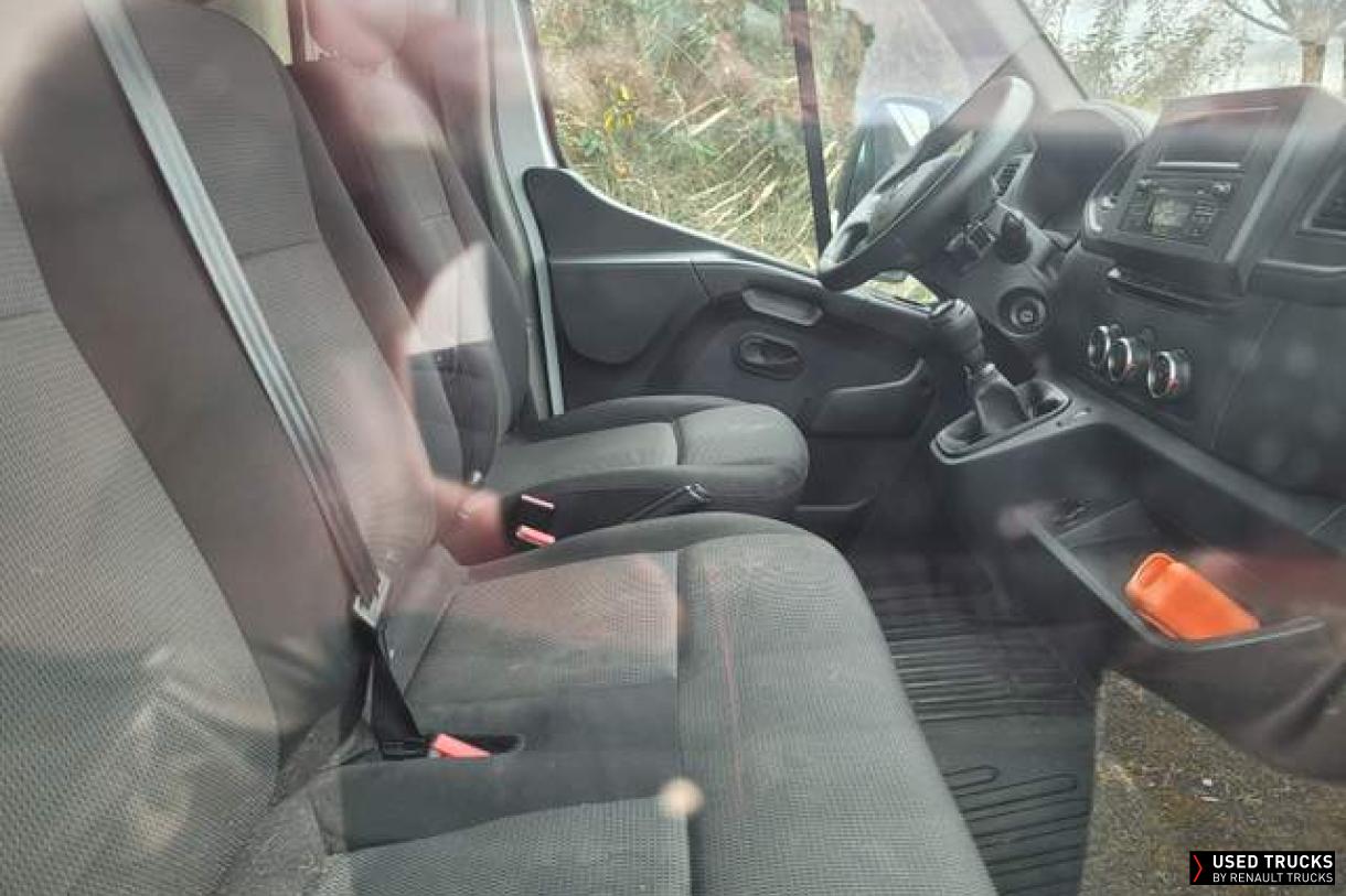 Renault Trucks Master 145