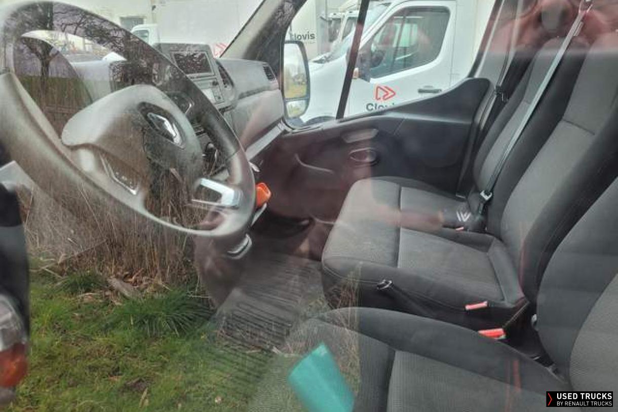 Renault Trucks Master 145