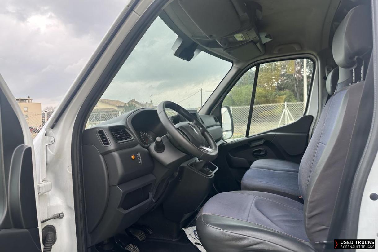 Renault Trucks Master 135