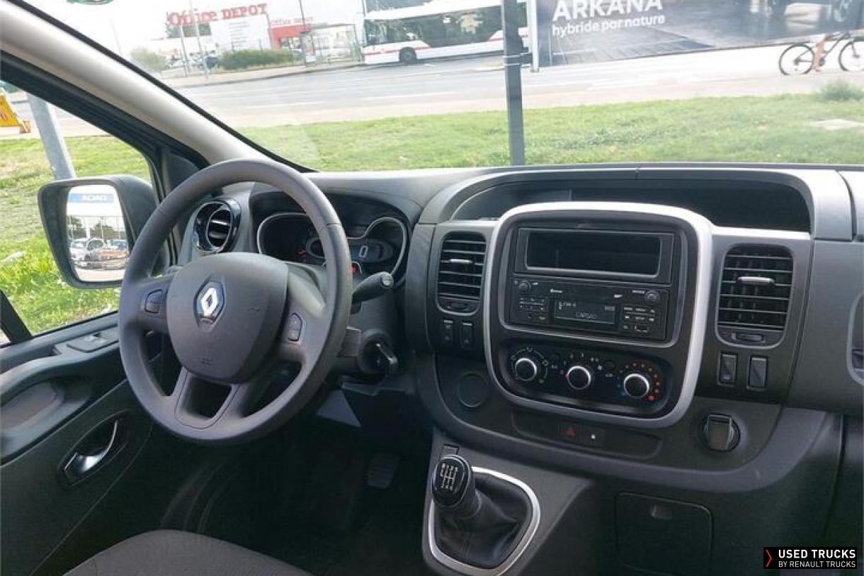 Renault Trafic 145