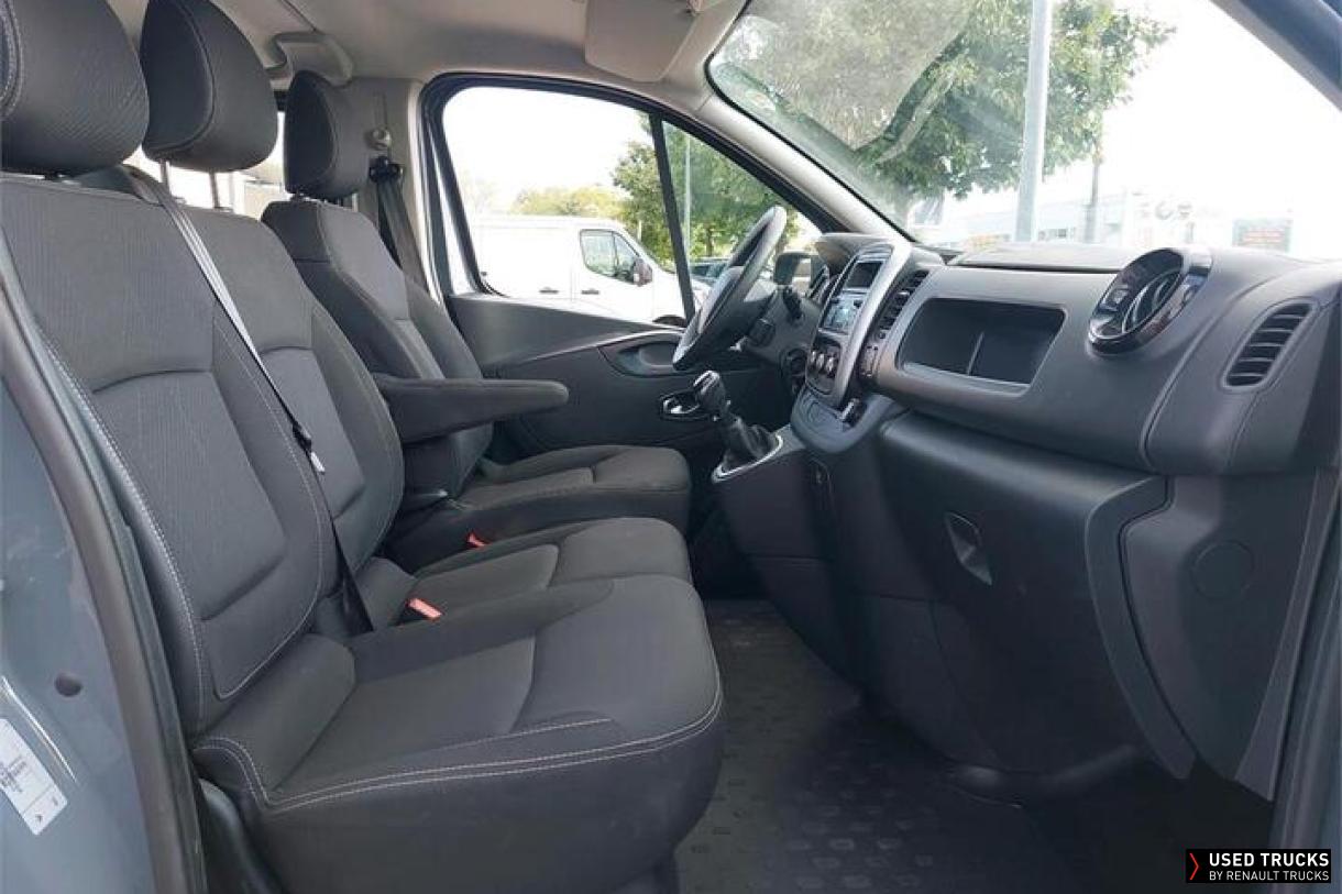 Renault Trafic 145