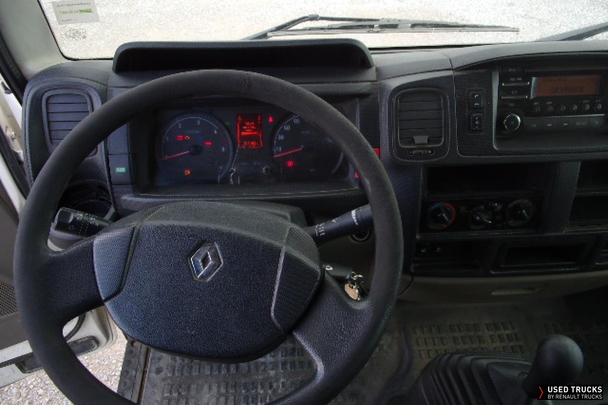 Renault Trucks Maxity 130