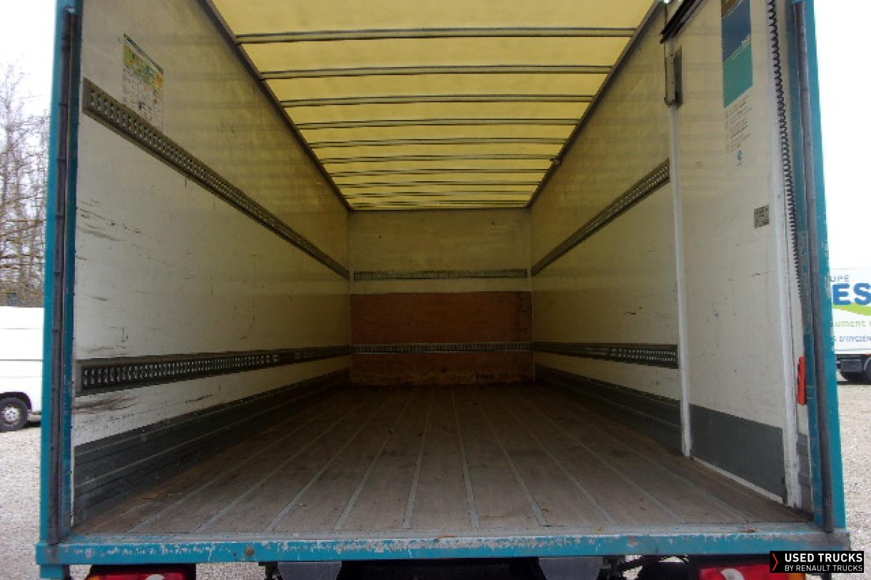 Renault Trucks D 210