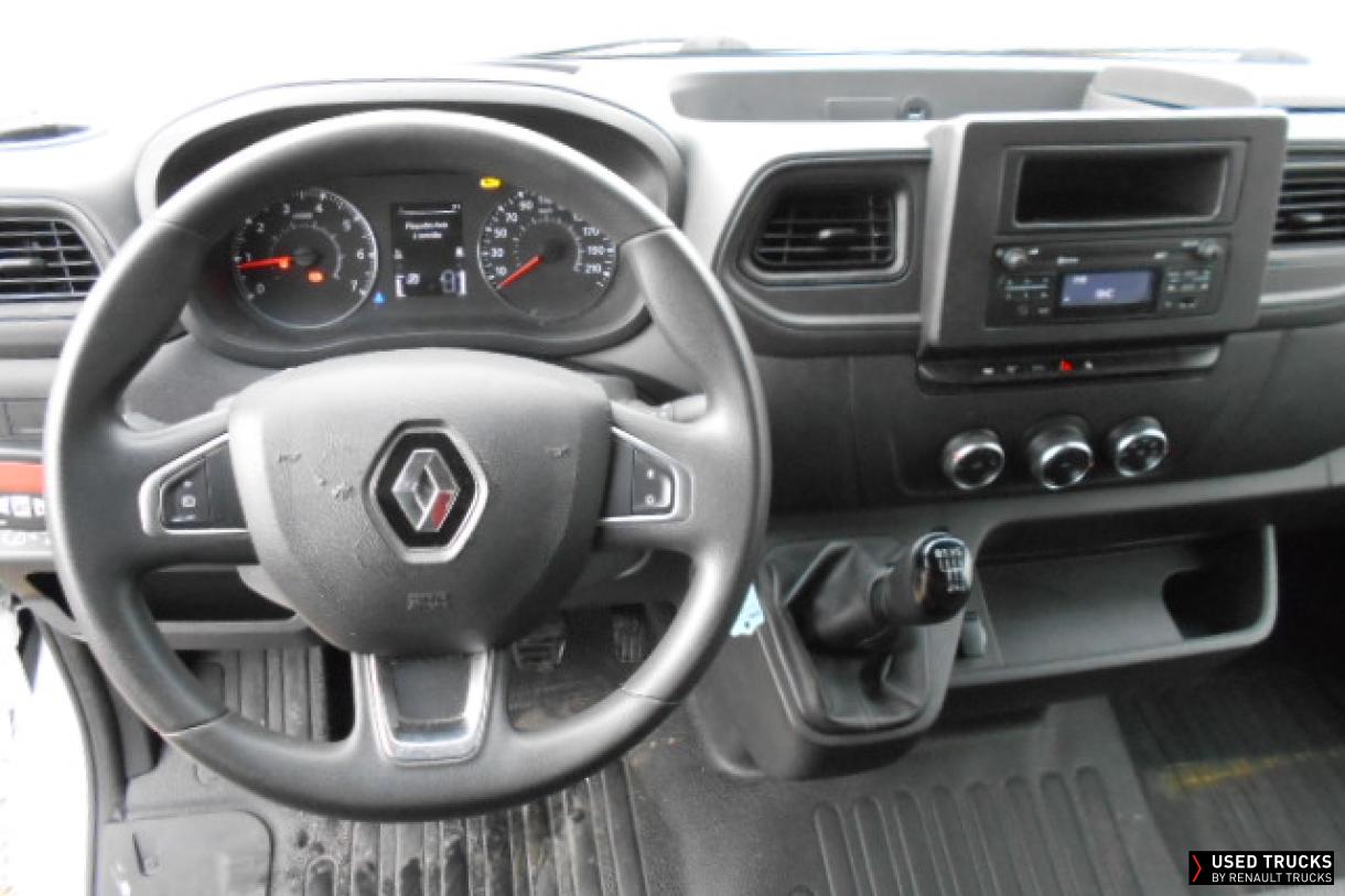 Renault Trucks Master 145
