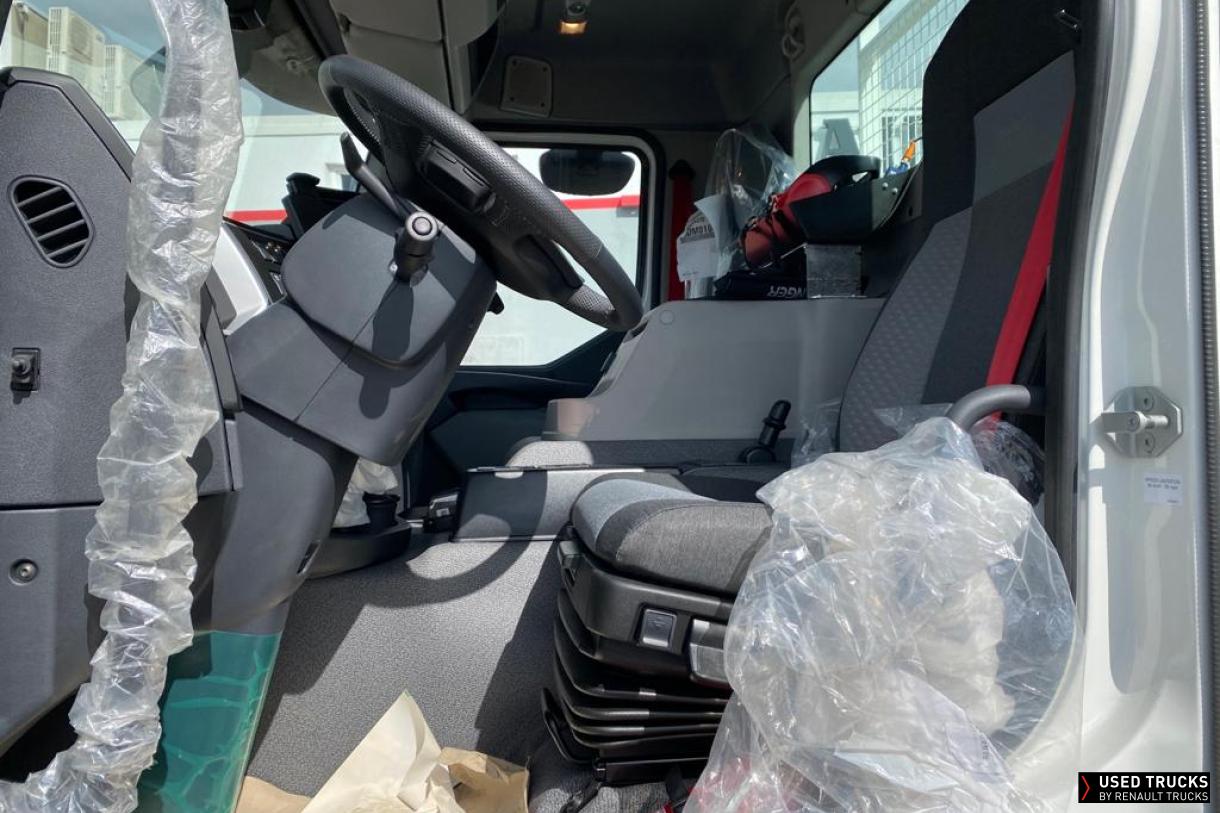 Renault Trucks D Wide 