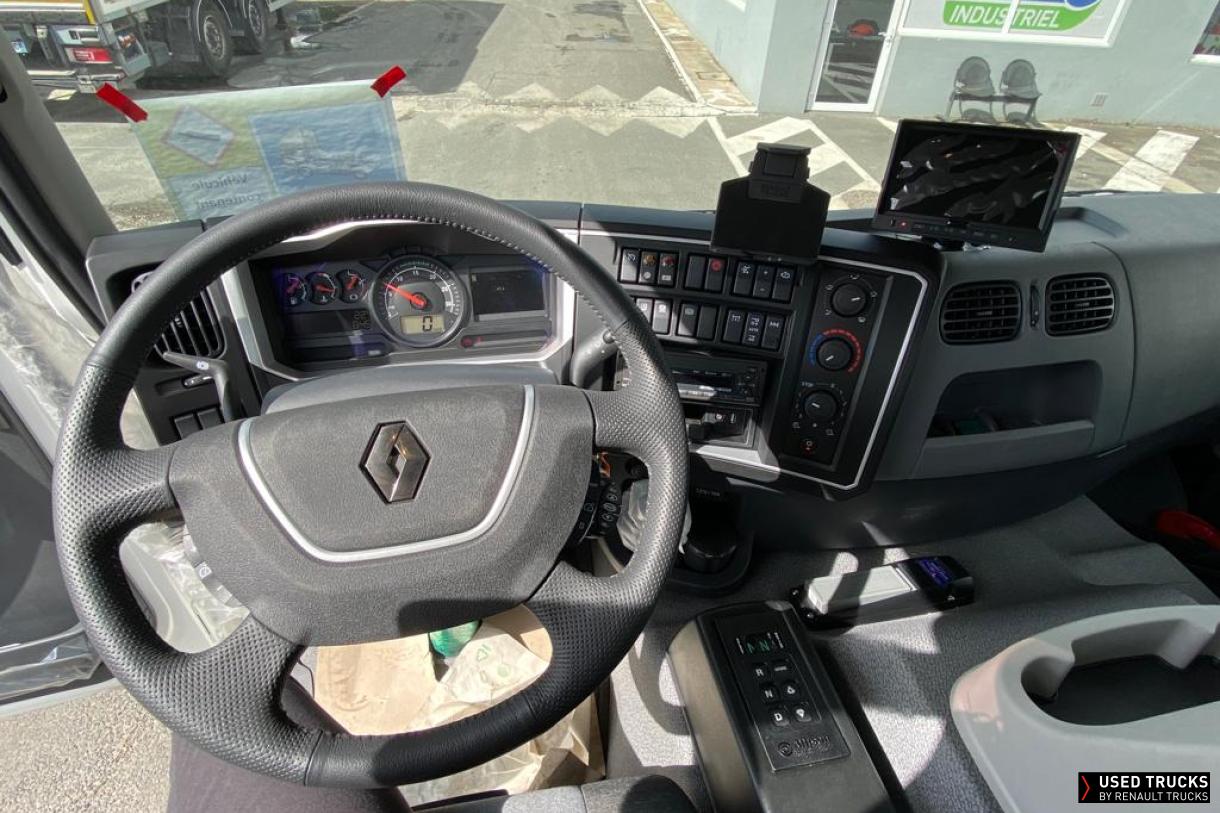 Renault Trucks D Wide 