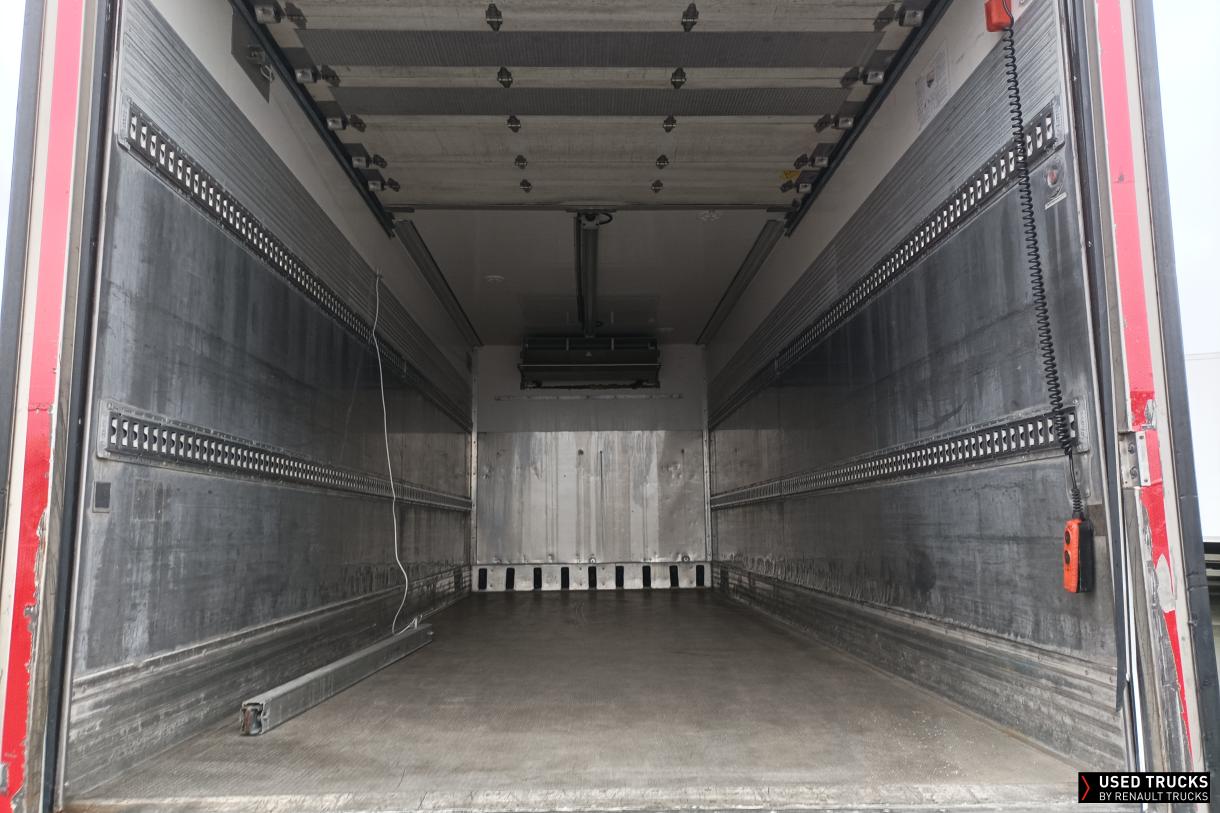 Renault Trucks D 240