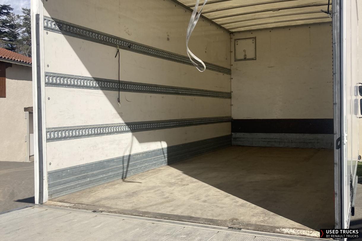 Renault Trucks D 210
