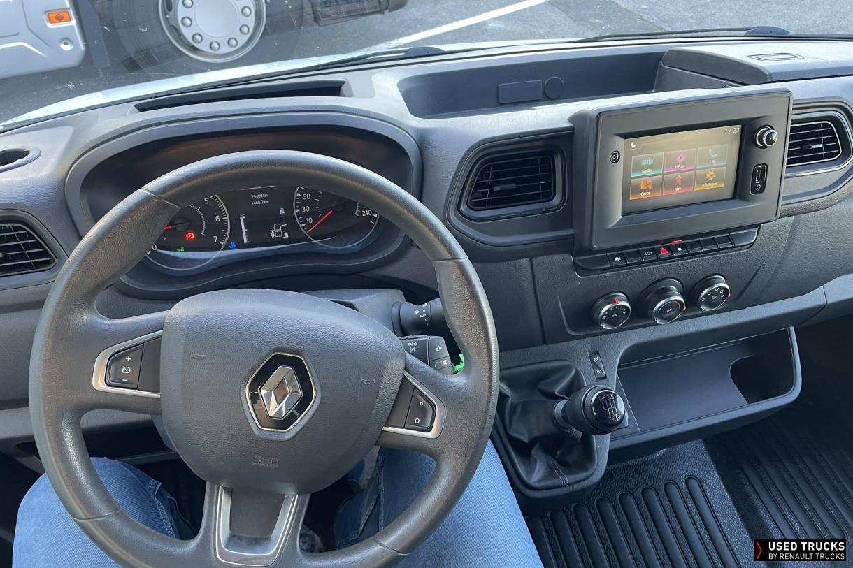 Renault Trucks Master 135