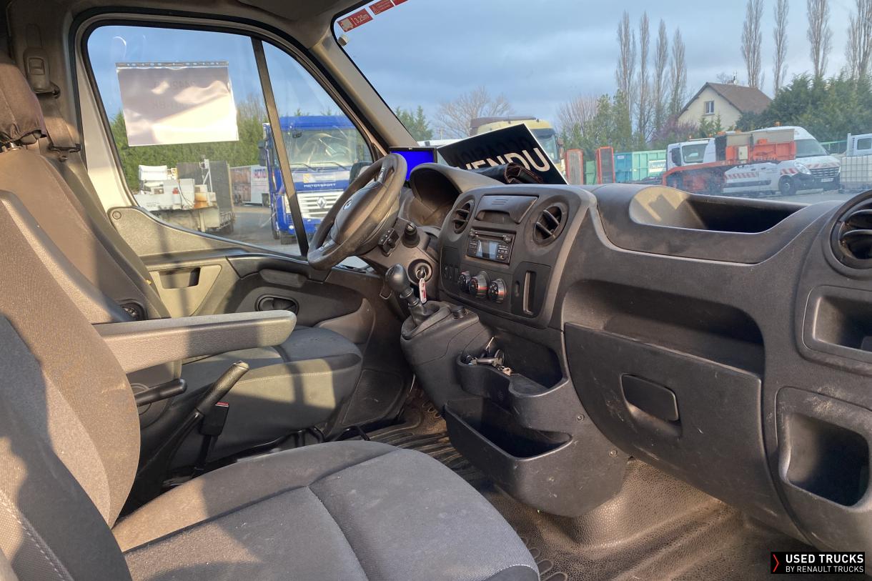 Renault Trucks Master 130