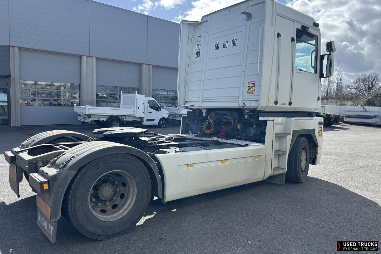 Renault Trucks Magnum 440