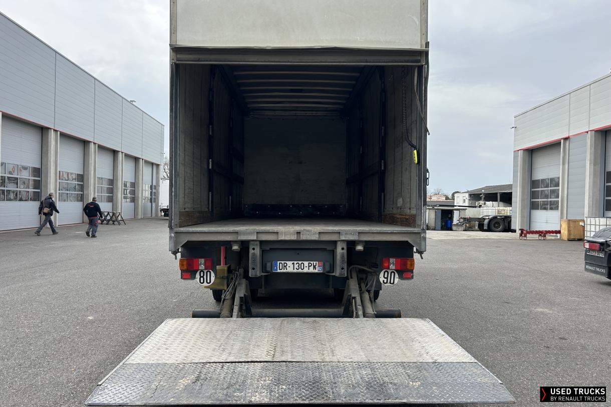 Scania R-serie 220